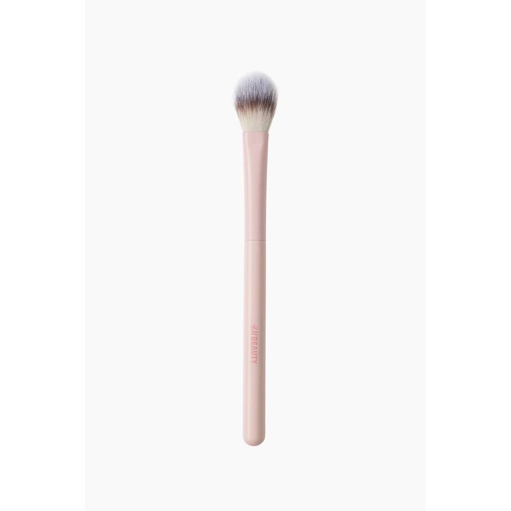 Image 1 of 1pcs for the product H&M Precision Highlighter Brush