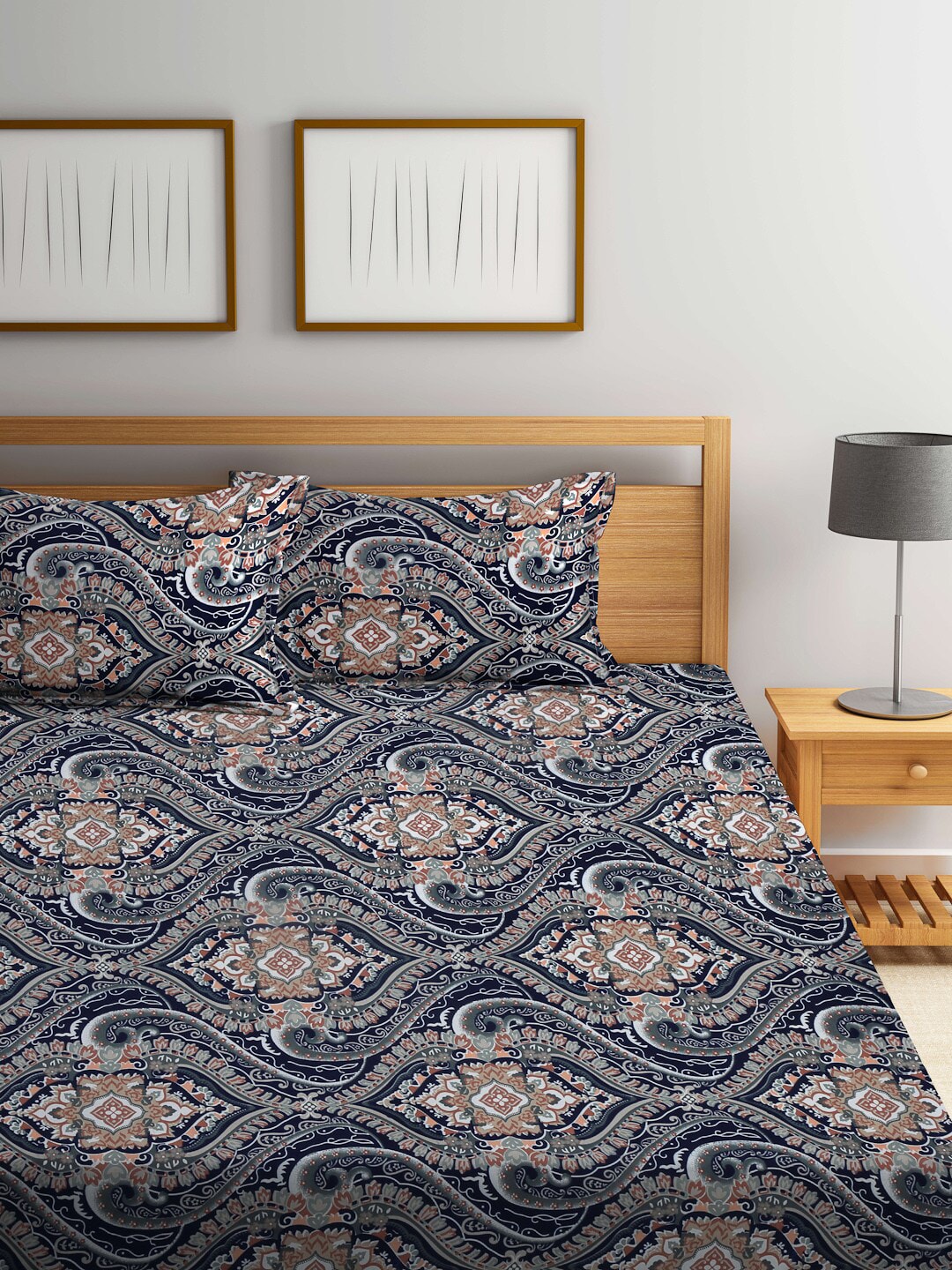 https://cdn.shopify.com/s/files/1/1857/6931/products/855a05b6-4e3b-41b7-a8f2-cd5e837e4f2c1682713515387Bedsheets2.jpg?v=1703311724