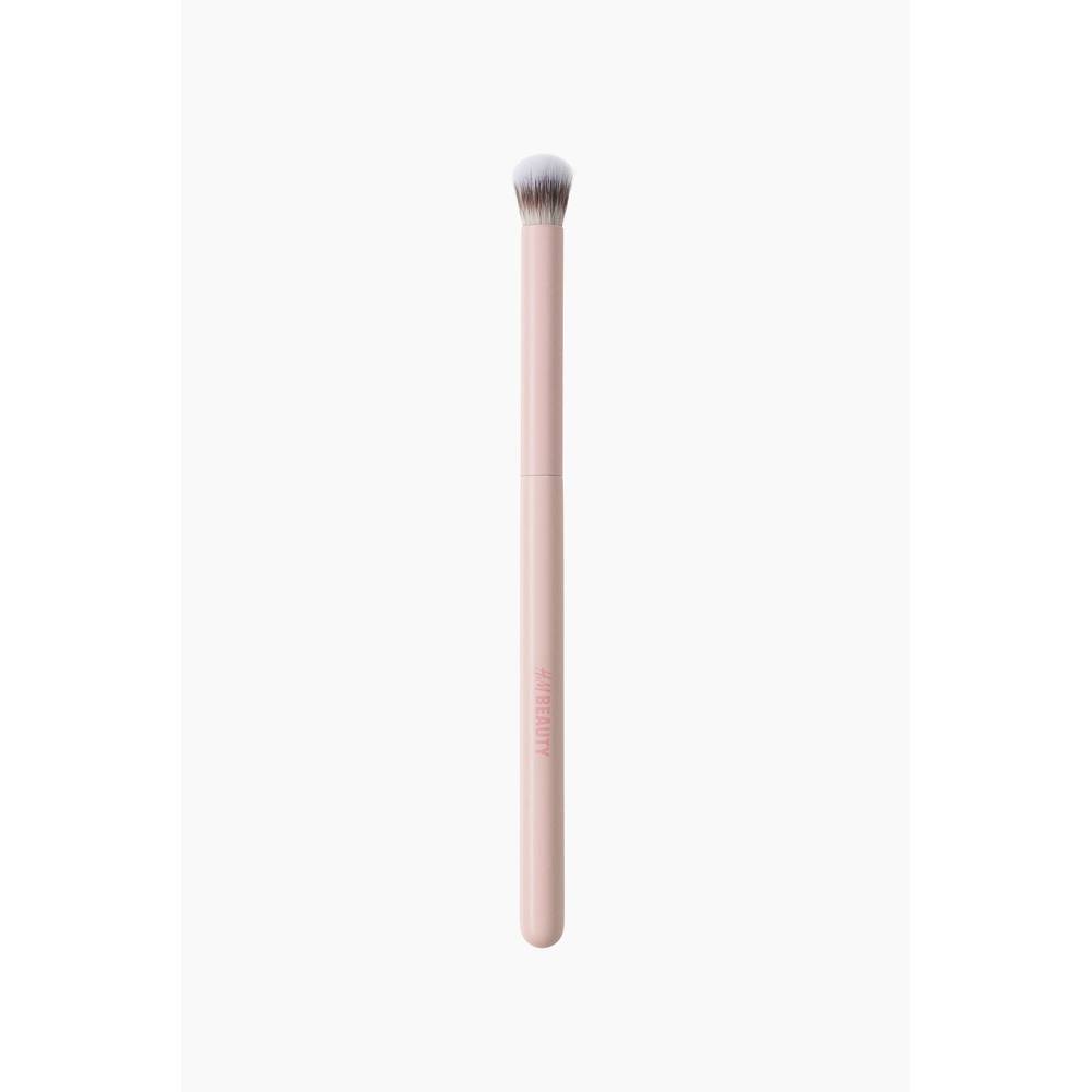 Image 1 of 1pcs for the product H&M Buffing Concealer Brush