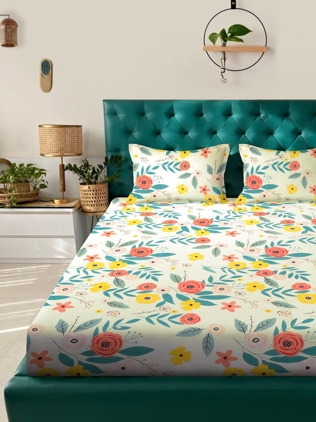 https://cdn.shopify.com/s/files/1/1857/6931/products/86081d2b-fd06-4f8f-ab4e-9660e149c21c1681202734940KlottheMultiFloral300TCCottonBlendDoubleBedsheetwith2Pillowc2.jpg?v=1703164081