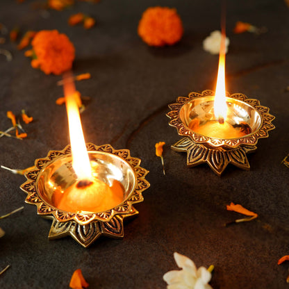 Image 8 of Behoma Padma Diya Set
