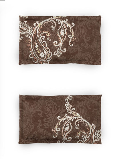 https://cdn.shopify.com/s/files/1/1857/6931/products/8b1f5668-b354-439b-92a7-6529474a3b0d1696255743097DDecorBrownWhiteEthnicMotifs140TCKingBedsheetwith2PillowCove4.jpg?v=1703310140