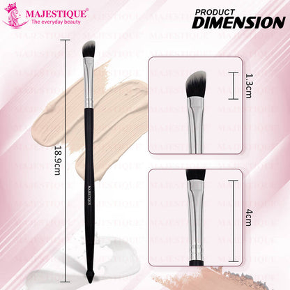 Image 2 of Majestique Angled Contour Makeup Brush