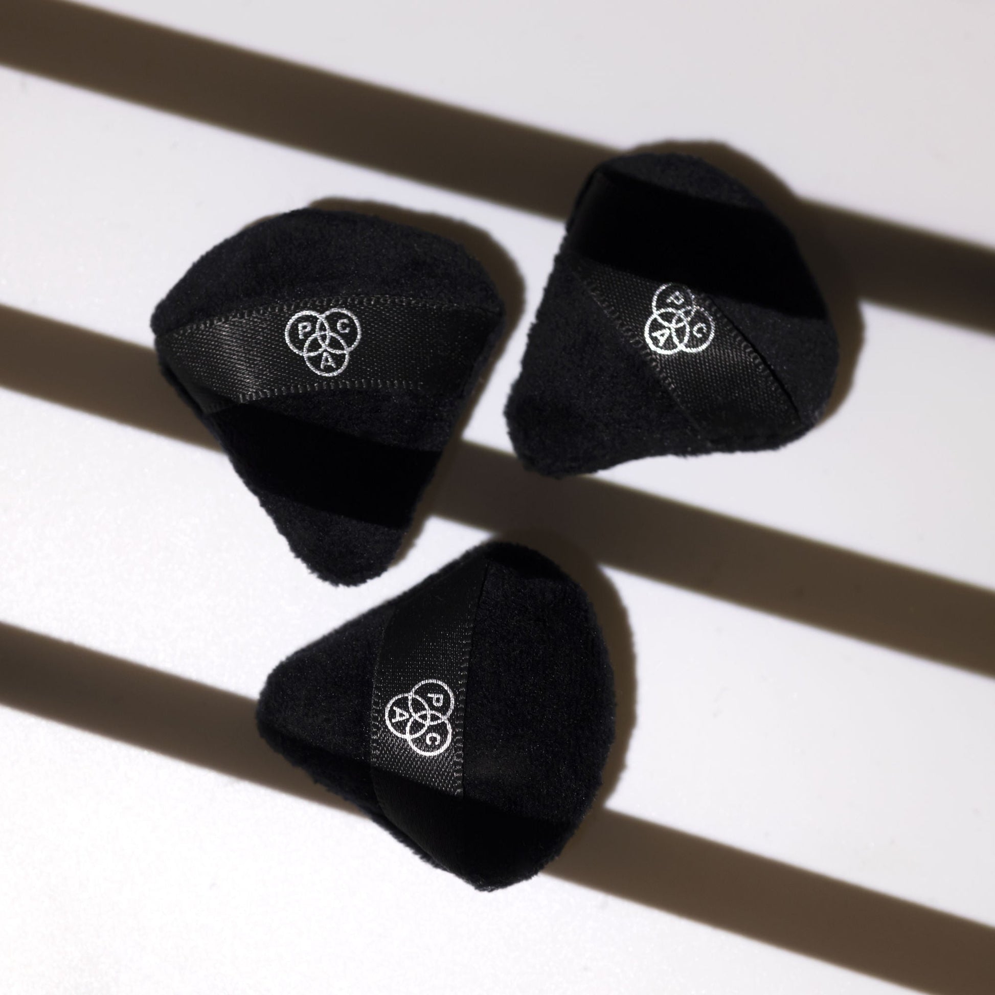https://cdn.shopify.com/s/files/1/1857/6931/files/9bc0e18PACXX00000359_3.jpg?v=1768386506
