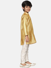 https://cdn.shopify.com/s/files/1/1857/6931/products/9e453837-52b4-462f-a584-739752df2f0f1639986761362SethukrishnaBoysGold-TonedKurtawithPyjamas4.jpg?v=1661584227