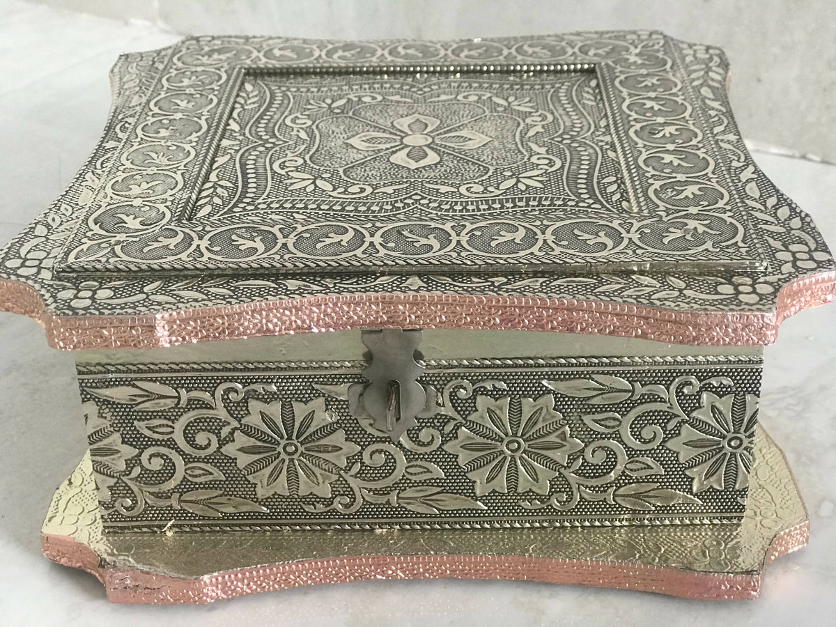 Image 2 of SK Mithaii | Assorted Meenakari Design Dry Fruit Box | Almonds | Apricots | Figs | Black Resins