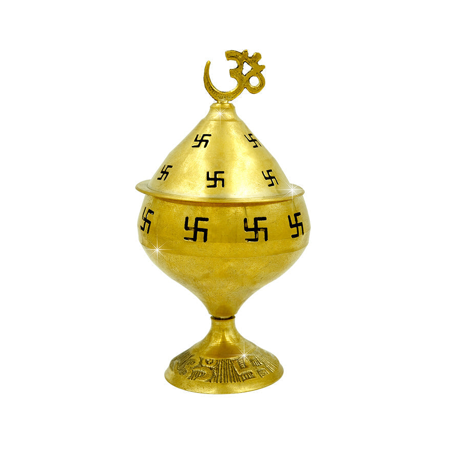 https://cdn.shopify.com/s/files/1/1857/6931/files/BrassOmGobletDiya-110Gms_4.jpg?v=1762435315