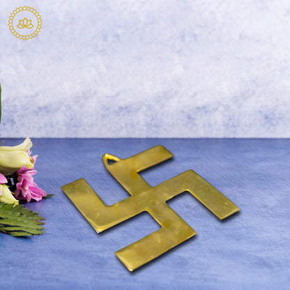https://cdn.shopify.com/s/files/1/1857/6931/files/BrassSwastikMC00146.jpg?v=1762391467