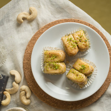 https://cdn.shopify.com/s/files/1/1857/6931/files/CASHEWBUD.jpg?v=1765200068