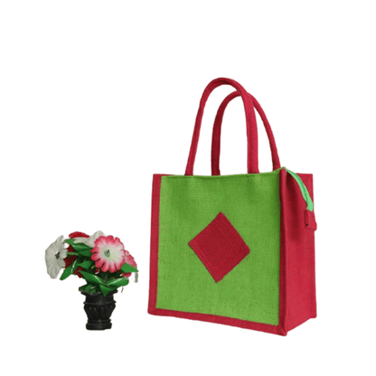 https://cdn.shopify.com/s/files/1/1857/6931/products/Carry-Jute-Bag-Parrot-Green.png?v=1603177335
