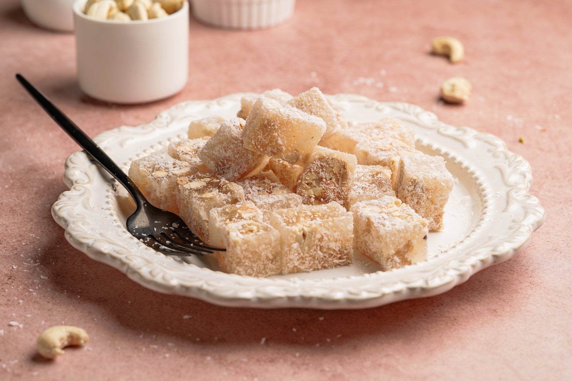 https://cdn.shopify.com/s/files/1/1857/6931/files/CashewDelight01.jpg?v=1762321673