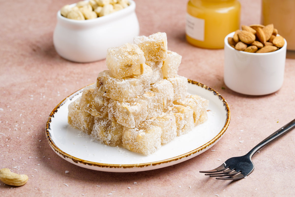 https://cdn.shopify.com/s/files/1/1857/6931/files/CashewDelight02.jpg?v=1762321673