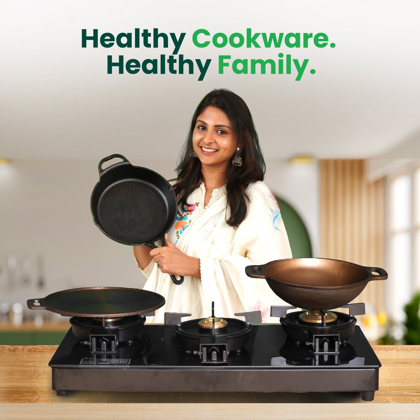 https://cdn.shopify.com/s/files/1/1857/6931/files/Cast_Iron_healthy_cookware_healthy_familly_82b8419f-8089-4d03-80b1-62ece06e0edf.jpg?v=1763123263
