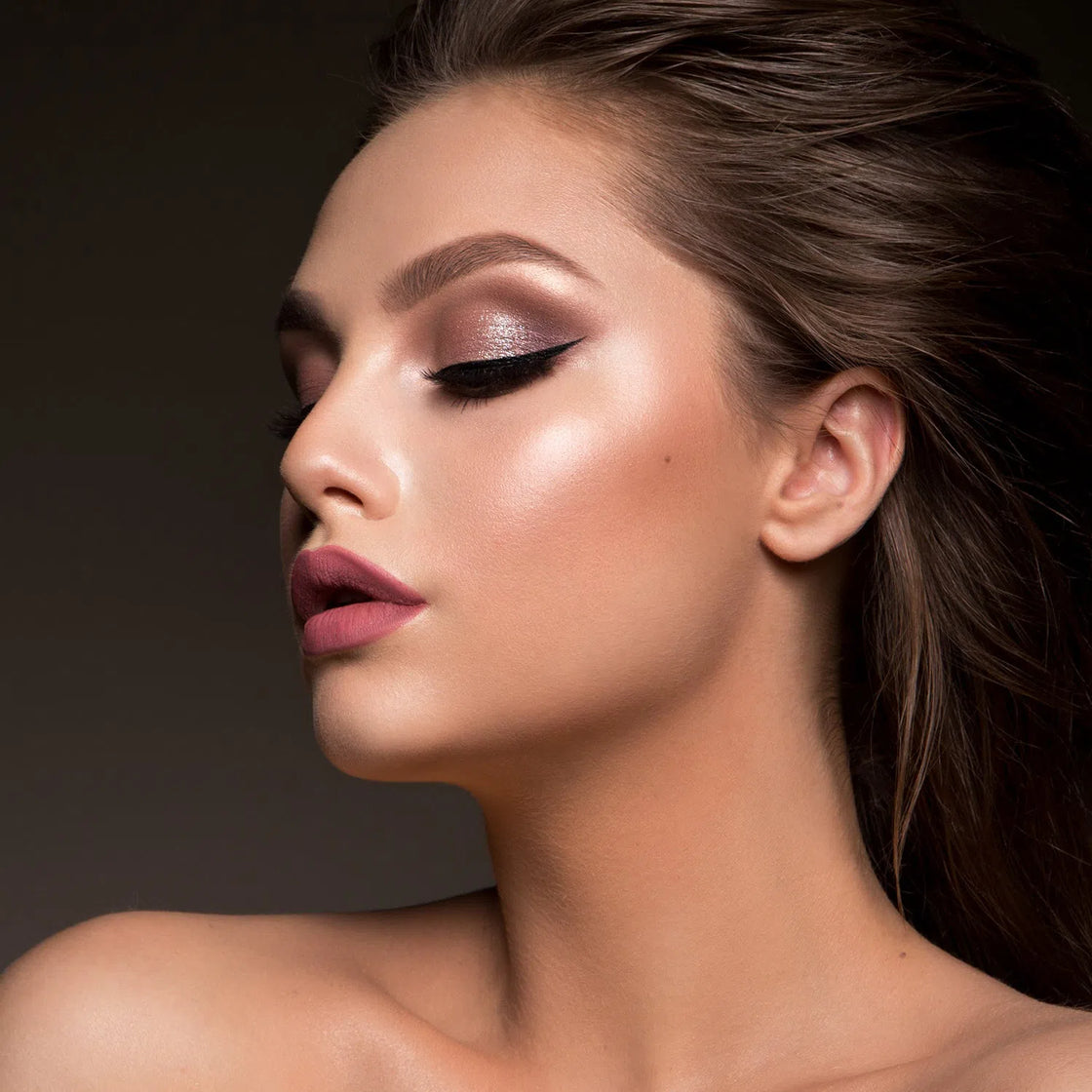 https://cdn.shopify.com/s/files/1/1857/6931/files/ChampagneSparkle_1120x_8fd016bf-9c6a-41dc-b8df-6ecd119027de.jpg?v=1710152358