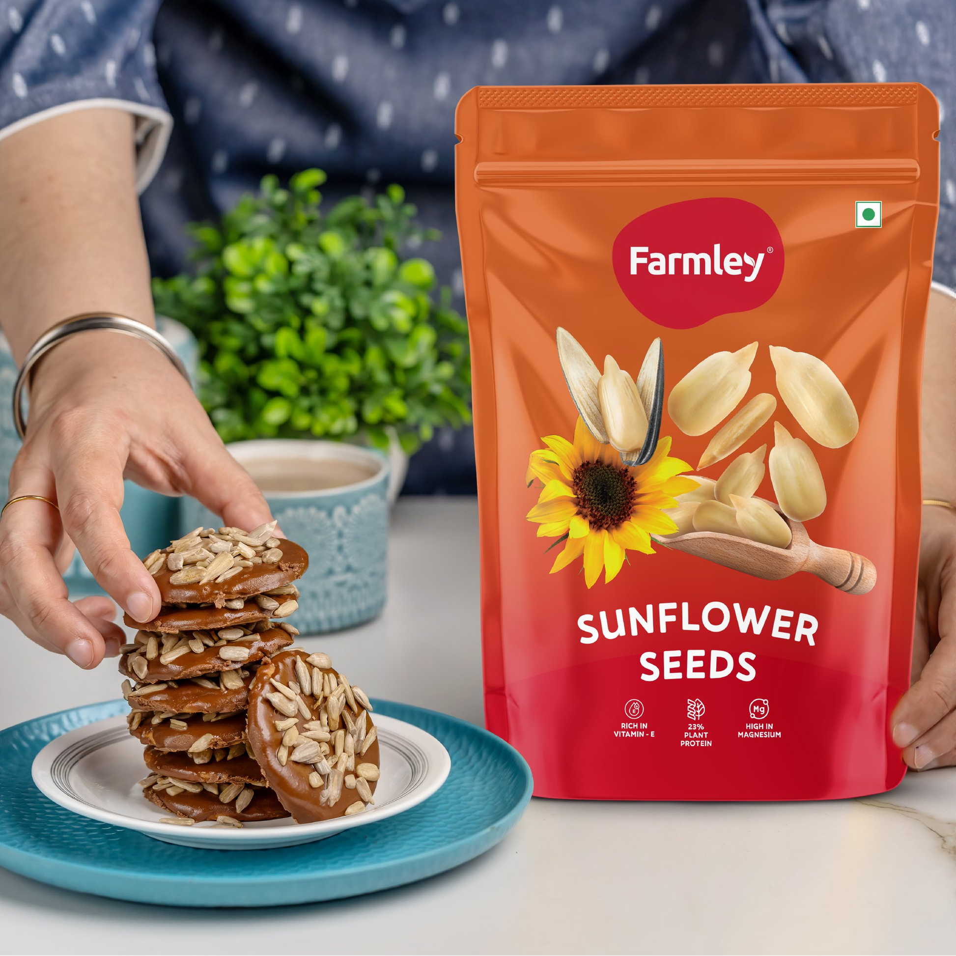 https://cdn.shopify.com/s/files/1/1857/6931/files/Chiaseedsunflowerseed-32.png?v=1769677276