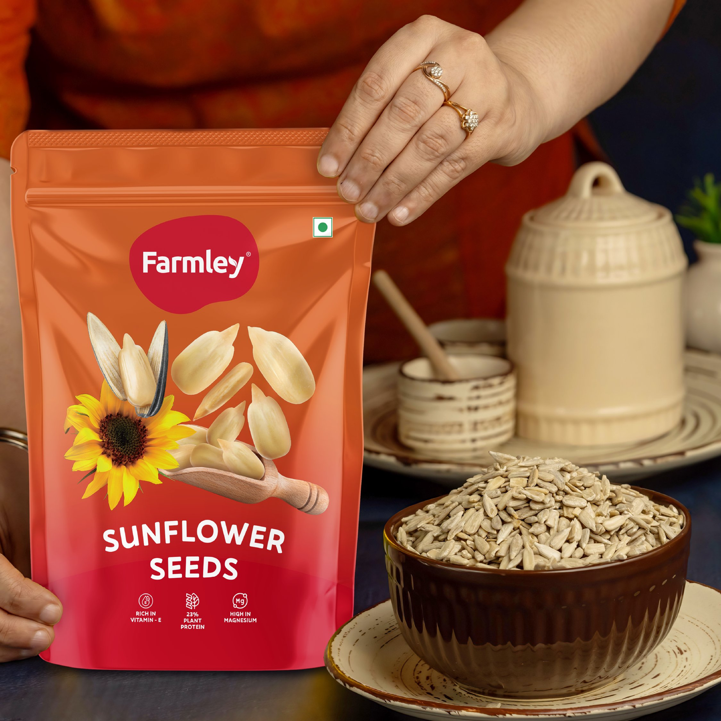https://cdn.shopify.com/s/files/1/1857/6931/files/Chiaseedsunflowerseed-33.png?v=1769677273
