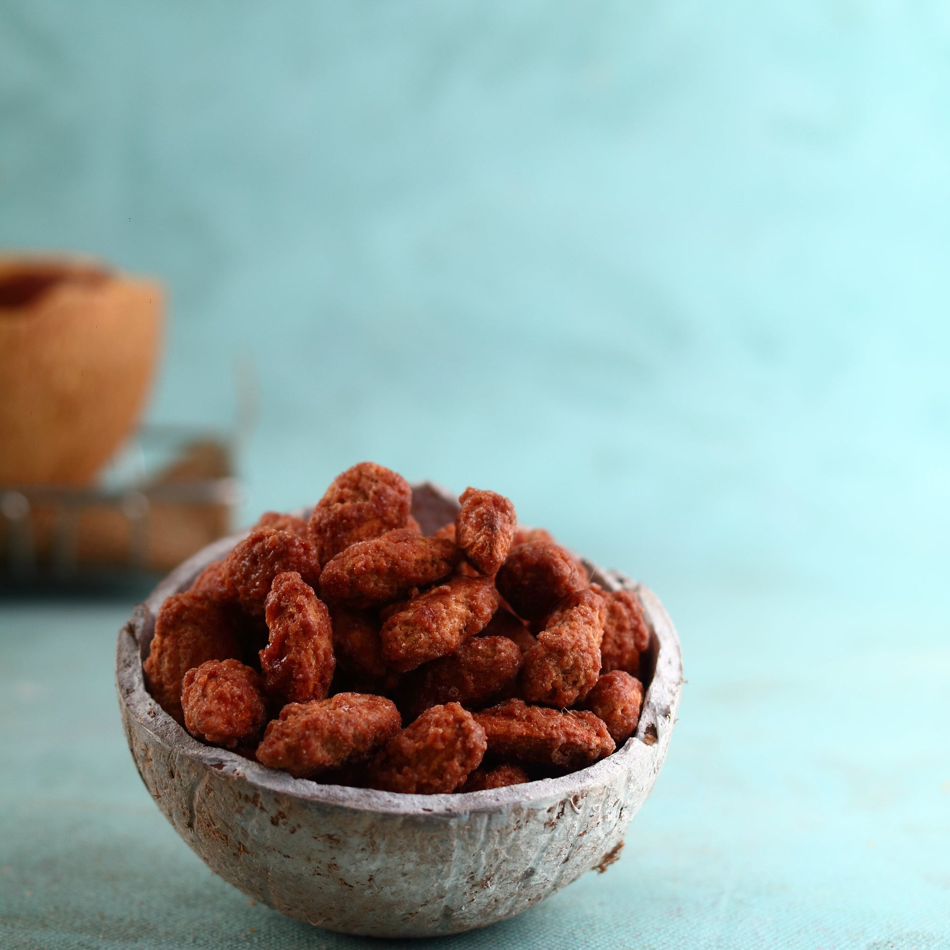 https://cdn.shopify.com/s/files/1/1857/6931/files/CinnamonCoatedAlmonds1.jpg?v=1765198833