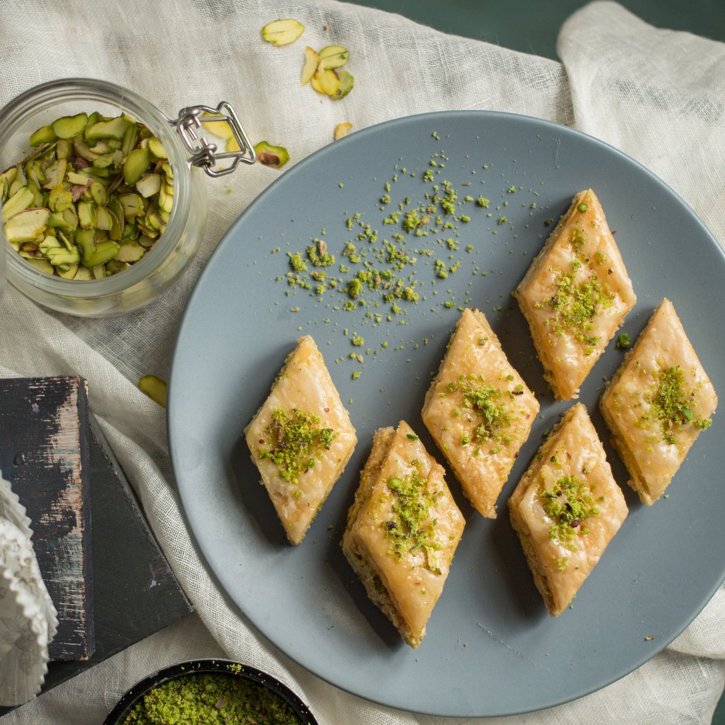 https://cdn.shopify.com/s/files/1/1857/6931/files/DIAMONDBAKLAVA.jpg?v=1765199255