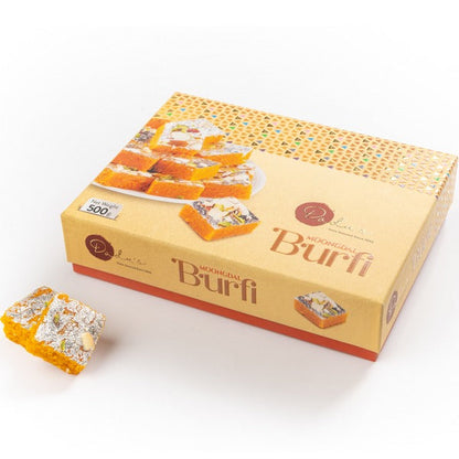 https://cdn.shopify.com/s/files/1/1857/6931/files/Dadu_s-MoongDalBurfi2.jpg?v=1716903767