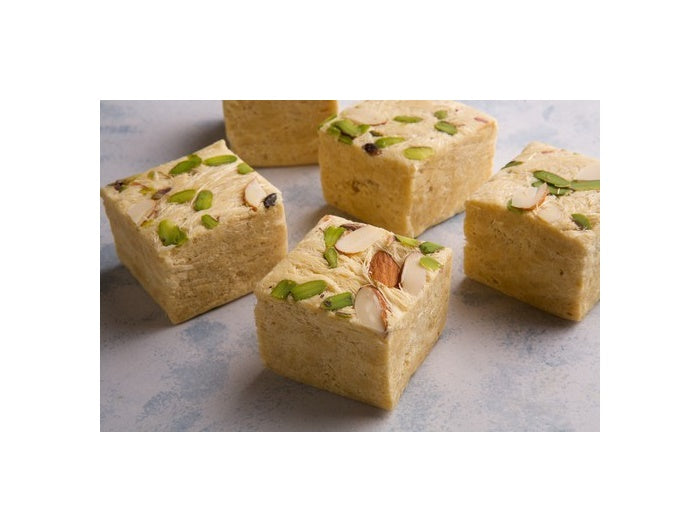 https://cdn.shopify.com/s/files/1/1857/6931/products/Dadu_sSoanPapdi.jpg?v=1623673577