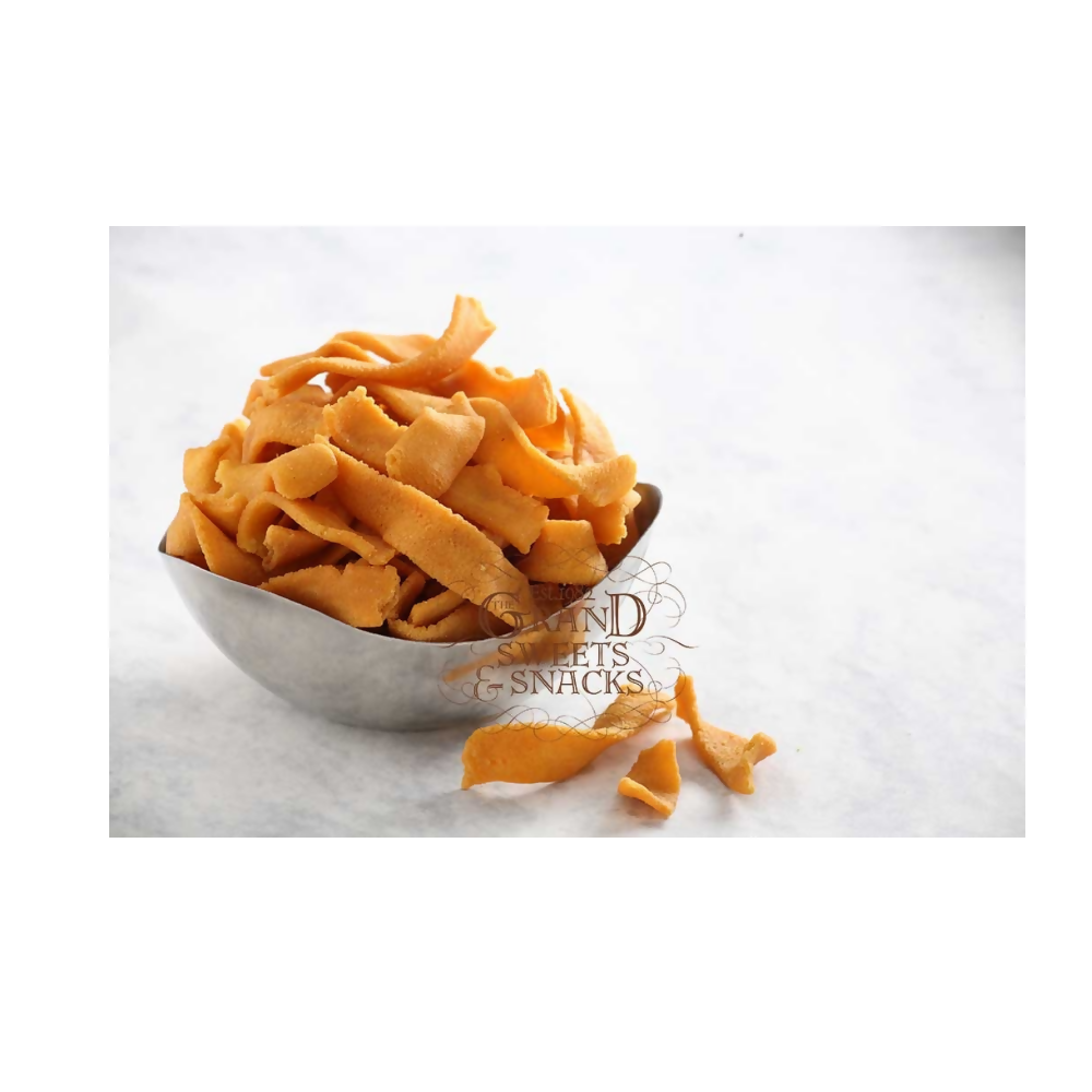 Image 1 of 1 kg / Pack of 1 for the product The Grand Sweets & Snacks Ribbon Pakoda