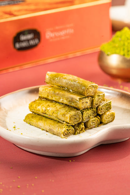 https://cdn.shopify.com/s/files/1/1857/6931/files/GourmetBaklava_Eid202500269.jpg?v=1762321270