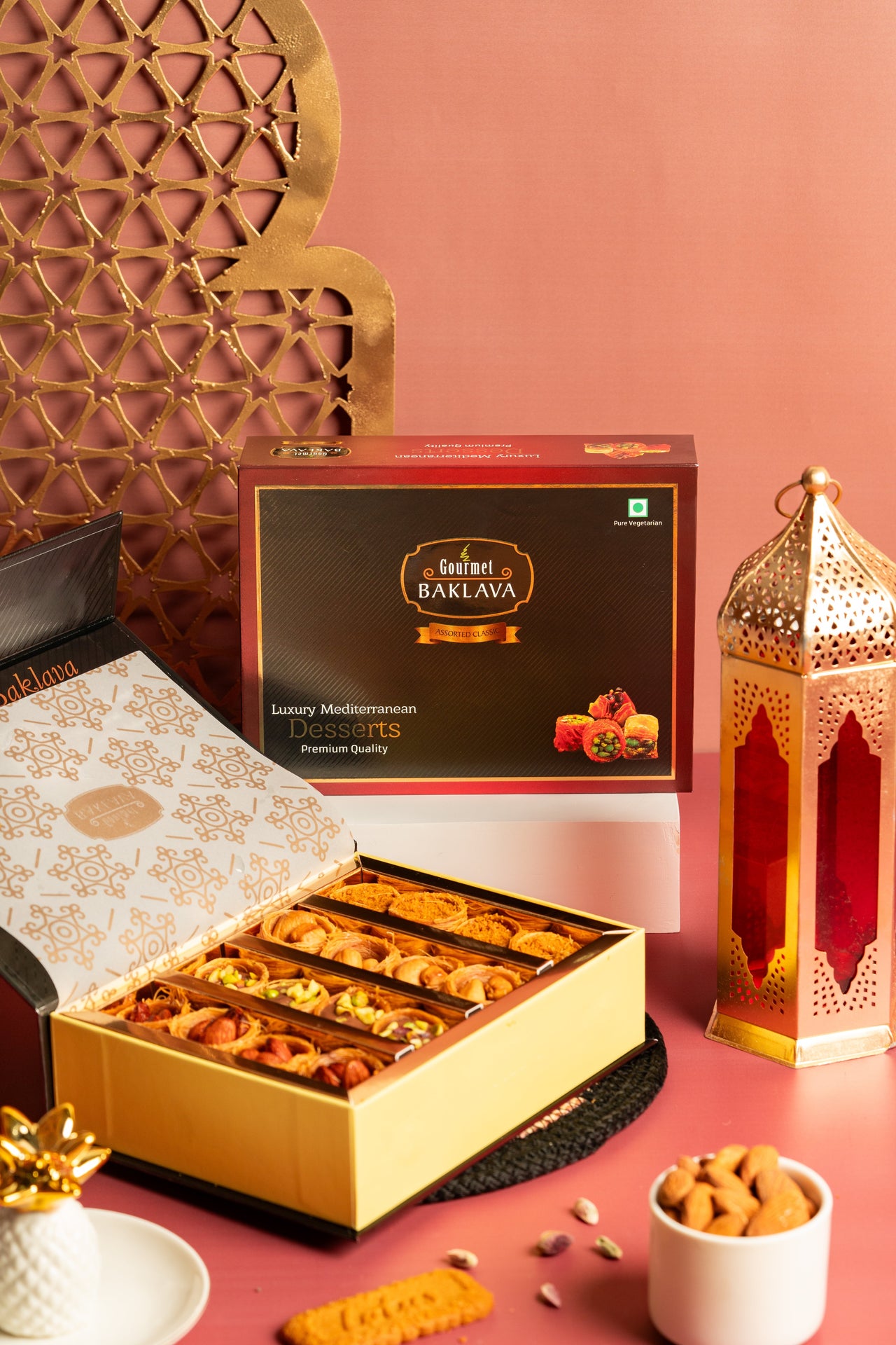 https://cdn.shopify.com/s/files/1/1857/6931/files/GourmetClassicGiftBoxofAssortedNestBaklava.jpg?v=1762321532