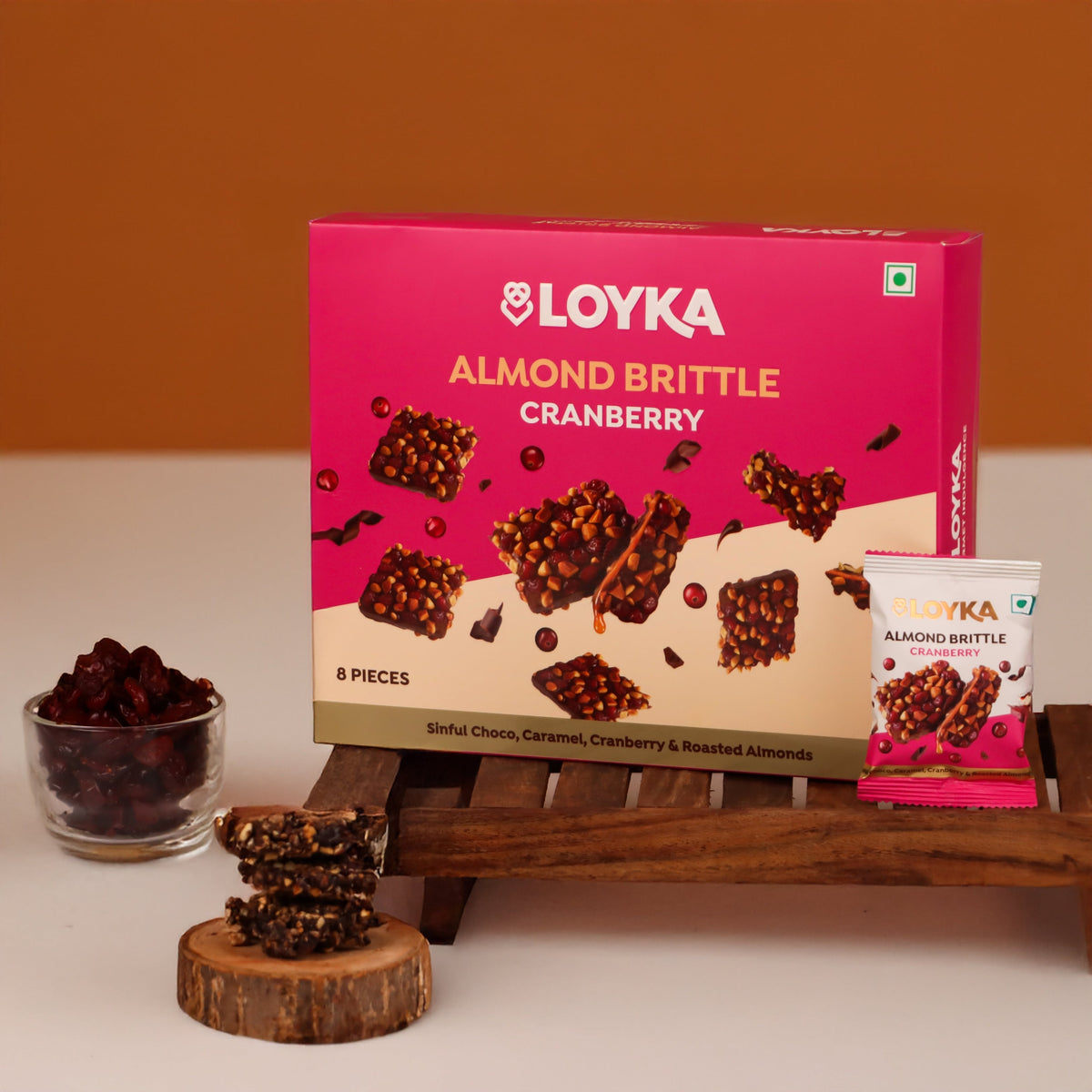 Image 2 of Loyka Almond Brittle Cranberry 8pcs