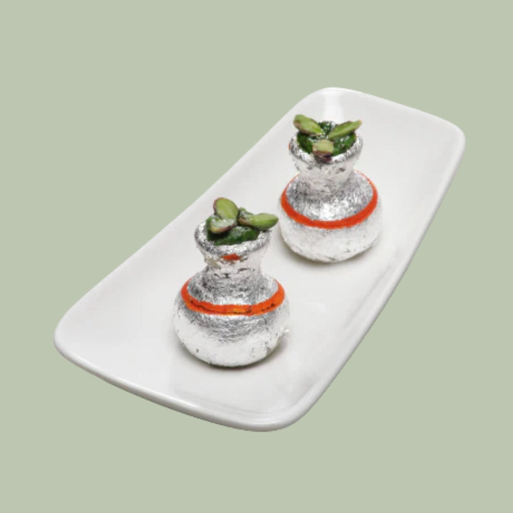 https://cdn.shopify.com/s/files/1/1857/6931/files/KajuSurai.jpg?v=1784886967