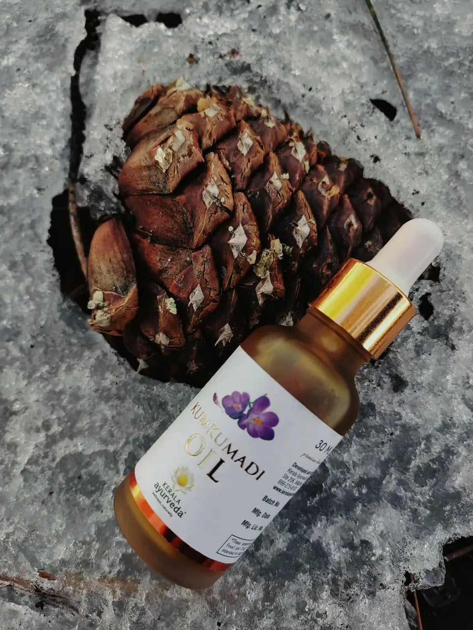 https://cdn.shopify.com/s/files/1/1857/6931/files/Kumkumadi_Oil_Bottle_Front_Label_Kerala_Ayurveda_USA.jpg__56387__08215.jpg?v=1773824908