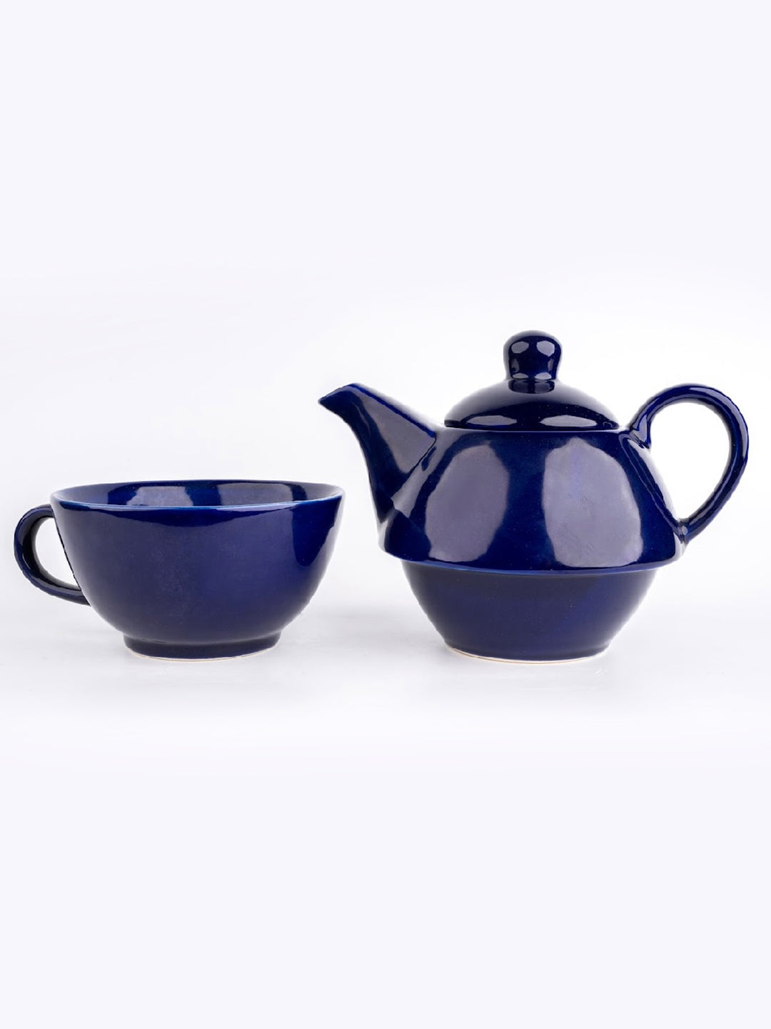 https://cdn.shopify.com/s/files/1/1857/6931/files/Midnight_Pour_Tea_Set_for_One_2-1.jpg?v=1770815892