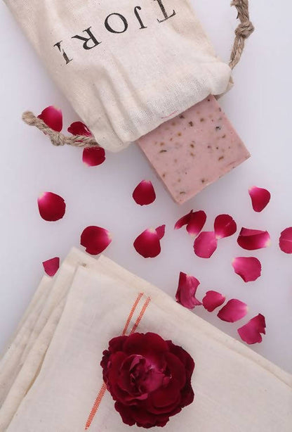 https://cdn.shopify.com/s/files/1/1857/6931/products/PTChGjqqph.jpg?v=1632745835