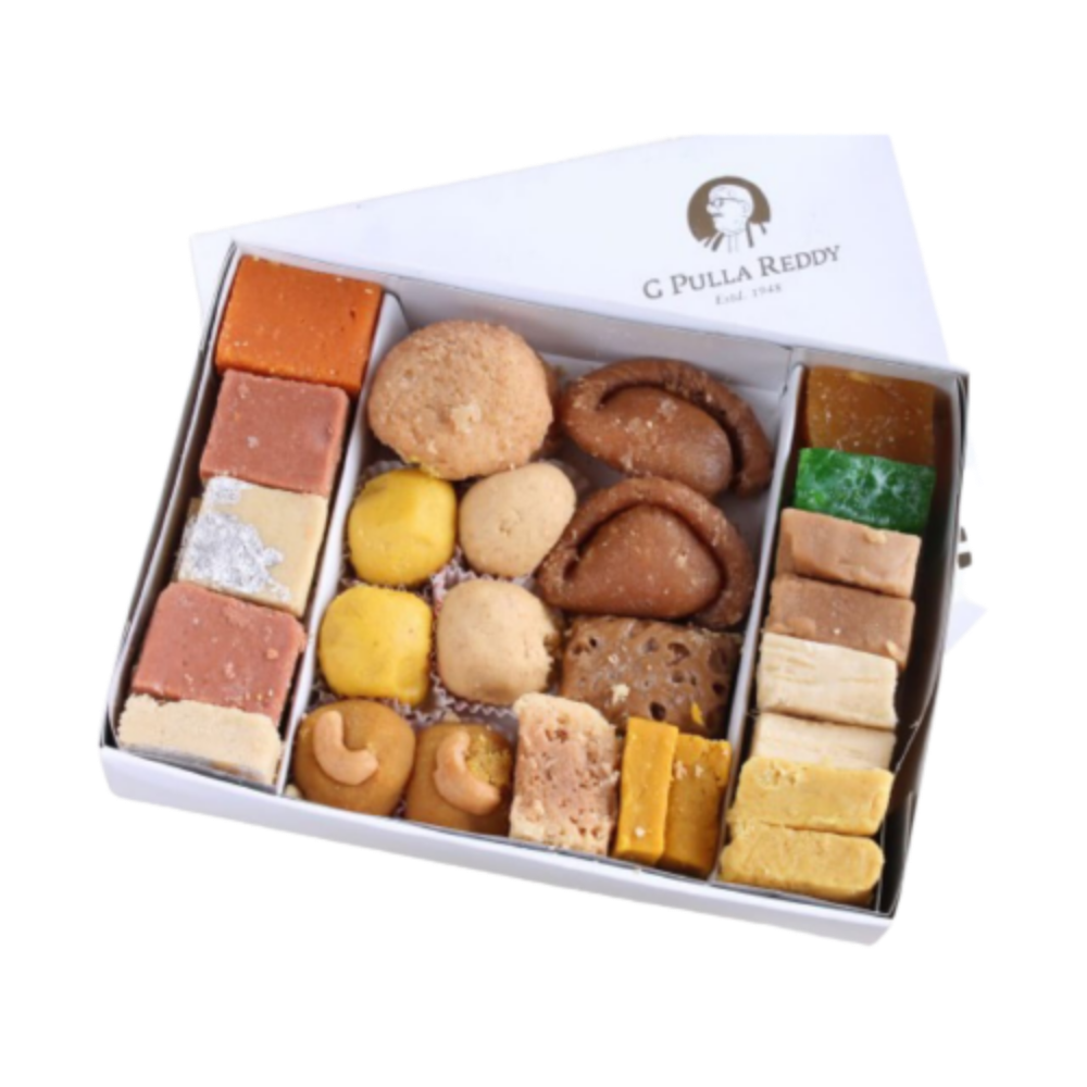 https://cdn.shopify.com/s/files/1/1857/6931/products/PullaReddyAssortedSweets-Distacart.png?v=1737561193