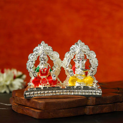 https://cdn.shopify.com/s/files/1/1857/6931/files/SRI_RUDRA_1055_73d93fd4-b260-4124-b2d6-340b50c4589c.jpg?v=1741328357