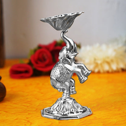 https://cdn.shopify.com/s/files/1/1857/6931/files/SRI_RUDRA_235_f50bf9fc-44d5-4fb8-93bc-ff79adfce139.jpg?v=1741326572