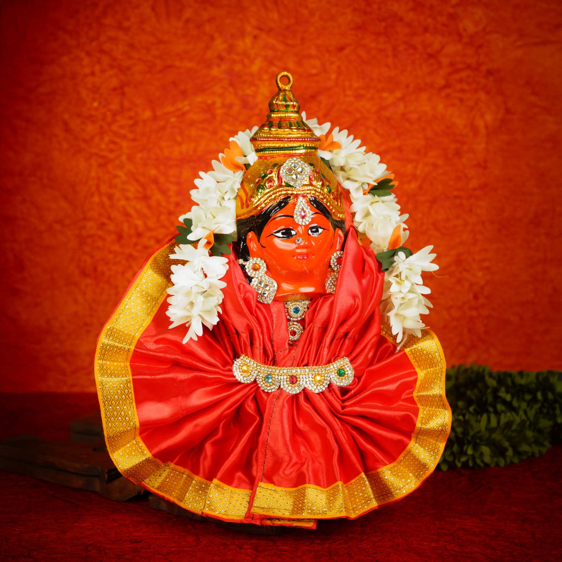 https://cdn.shopify.com/s/files/1/1857/6931/files/SRI_RUDRA_288_c7ed286a-32bb-4ba8-a269-a3cbae3b90af.jpg?v=1741328100