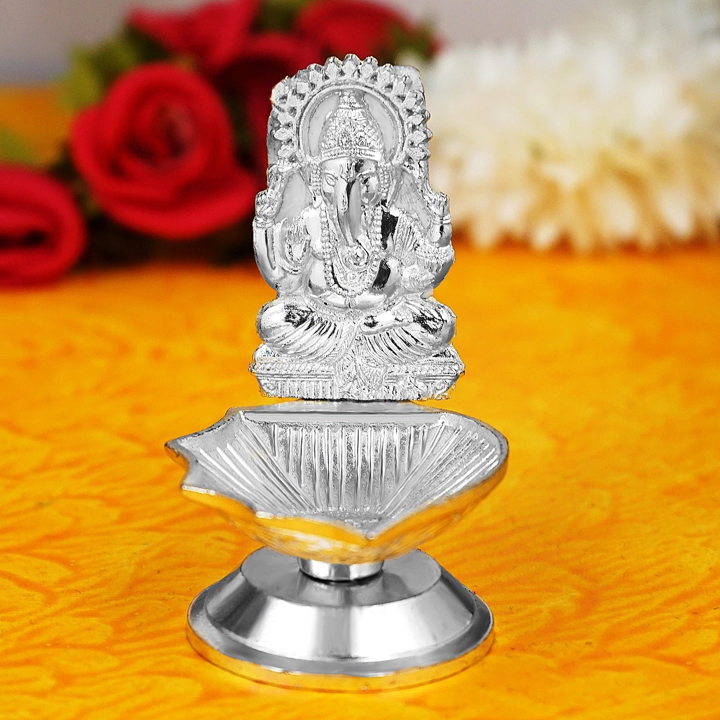 https://cdn.shopify.com/s/files/1/1857/6931/files/SRI_RUDRA_442_8c2d9072-4b3f-41eb-b62a-62fe06b2aa98.jpg?v=1741326498