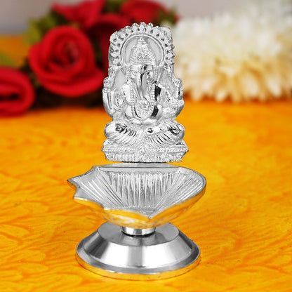 https://cdn.shopify.com/s/files/1/1857/6931/files/SRI_RUDRA_442_8c2d9072-4b3f-41eb-b62a-62fe06b2aa98.jpg?v=1741326498