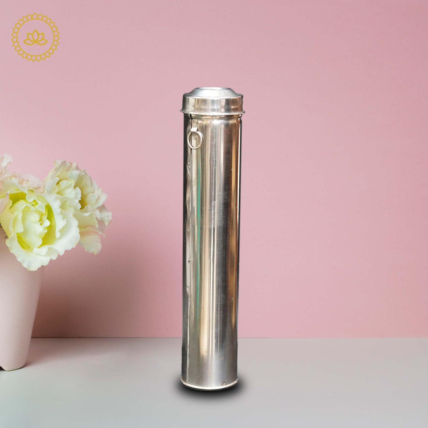https://cdn.shopify.com/s/files/1/1857/6931/files/StainlessSteelAgarbattiStoringBoxMC00249.jpg?v=1759456341