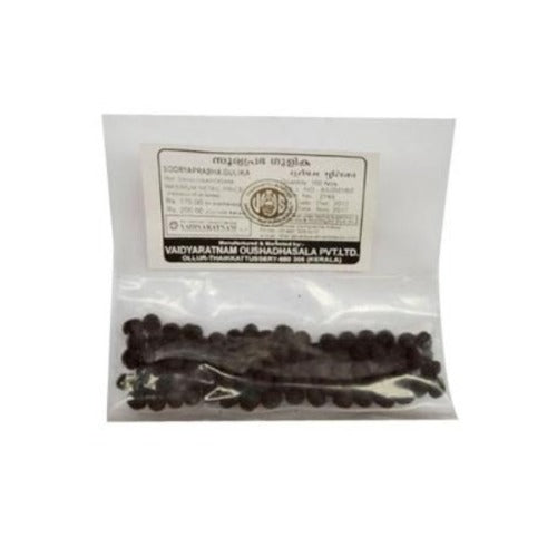 https://cdn.shopify.com/s/files/1/1857/6931/products/VaidyaratnamSooryaprabhaGulika.jpg?v=1745842035