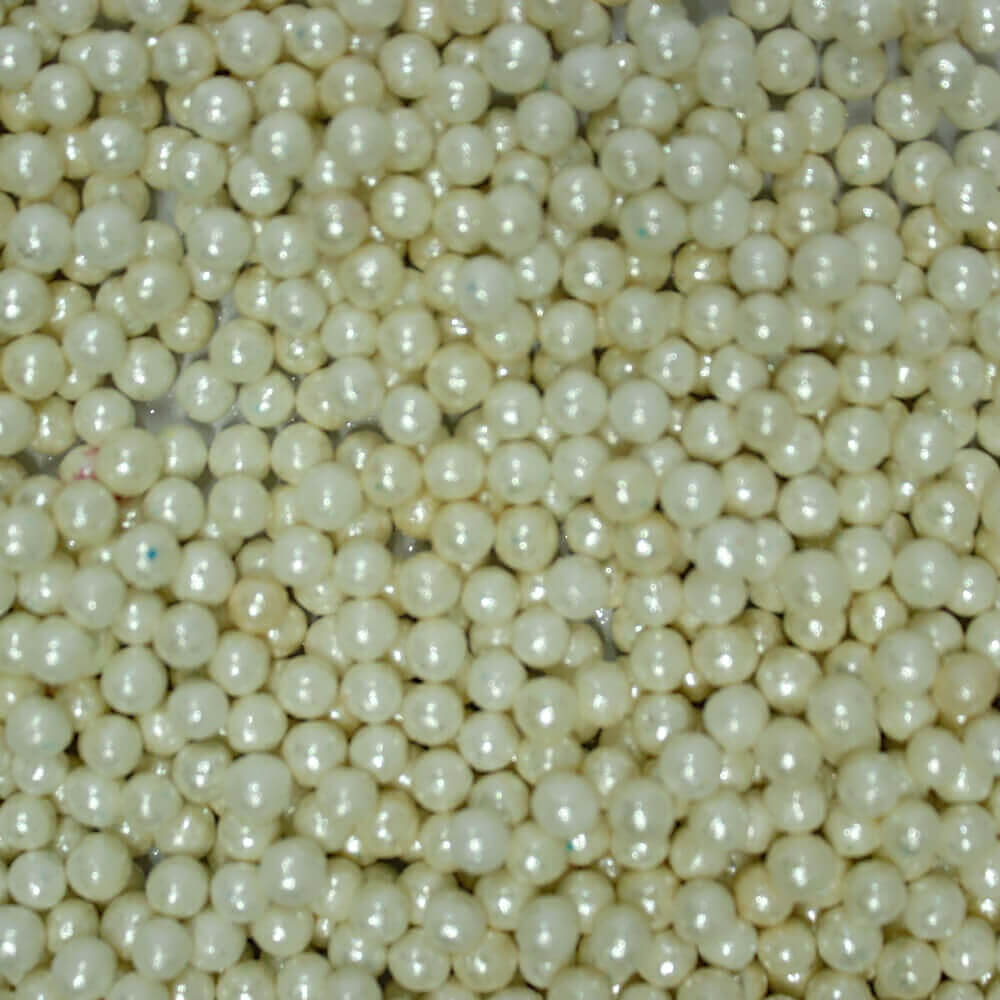 https://cdn.shopify.com/s/files/1/1857/6931/files/White-Disco-Balls-6mm-2_ded9b7b2-5202-4eab-902c-f9da3b848561.jpg?v=1769698000