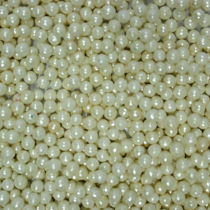 https://cdn.shopify.com/s/files/1/1857/6931/files/White-Disco-Balls-6mm-2_ded9b7b2-5202-4eab-902c-f9da3b848561.jpg?v=1769698000