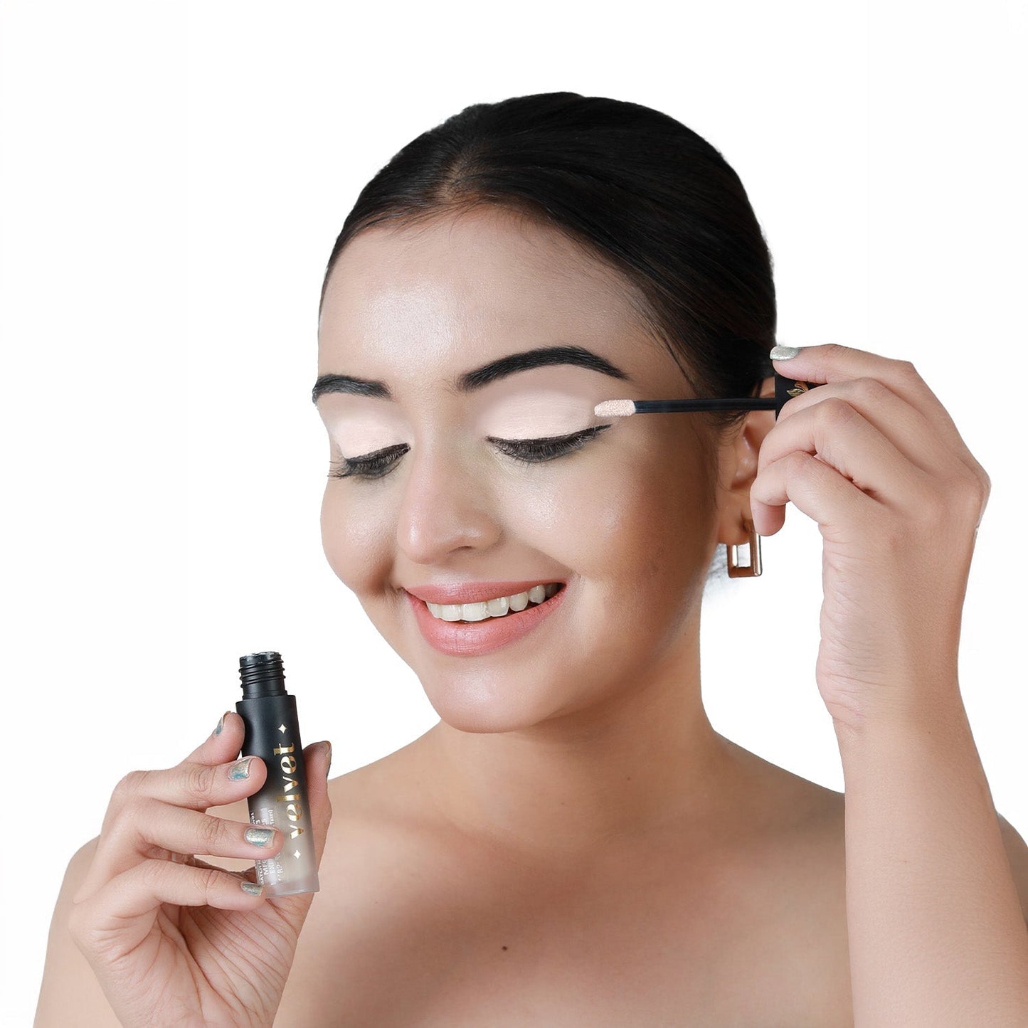 https://cdn.shopify.com/s/files/1/1857/6931/files/White2_96ead460-d14d-457d-a9e0-9fb0a81e685c.jpg?v=1765433335