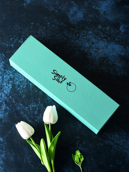 https://cdn.shopify.com/s/files/1/1857/6931/files/White_Sattva_Incense_Holder_4.jpg?v=1770816643
