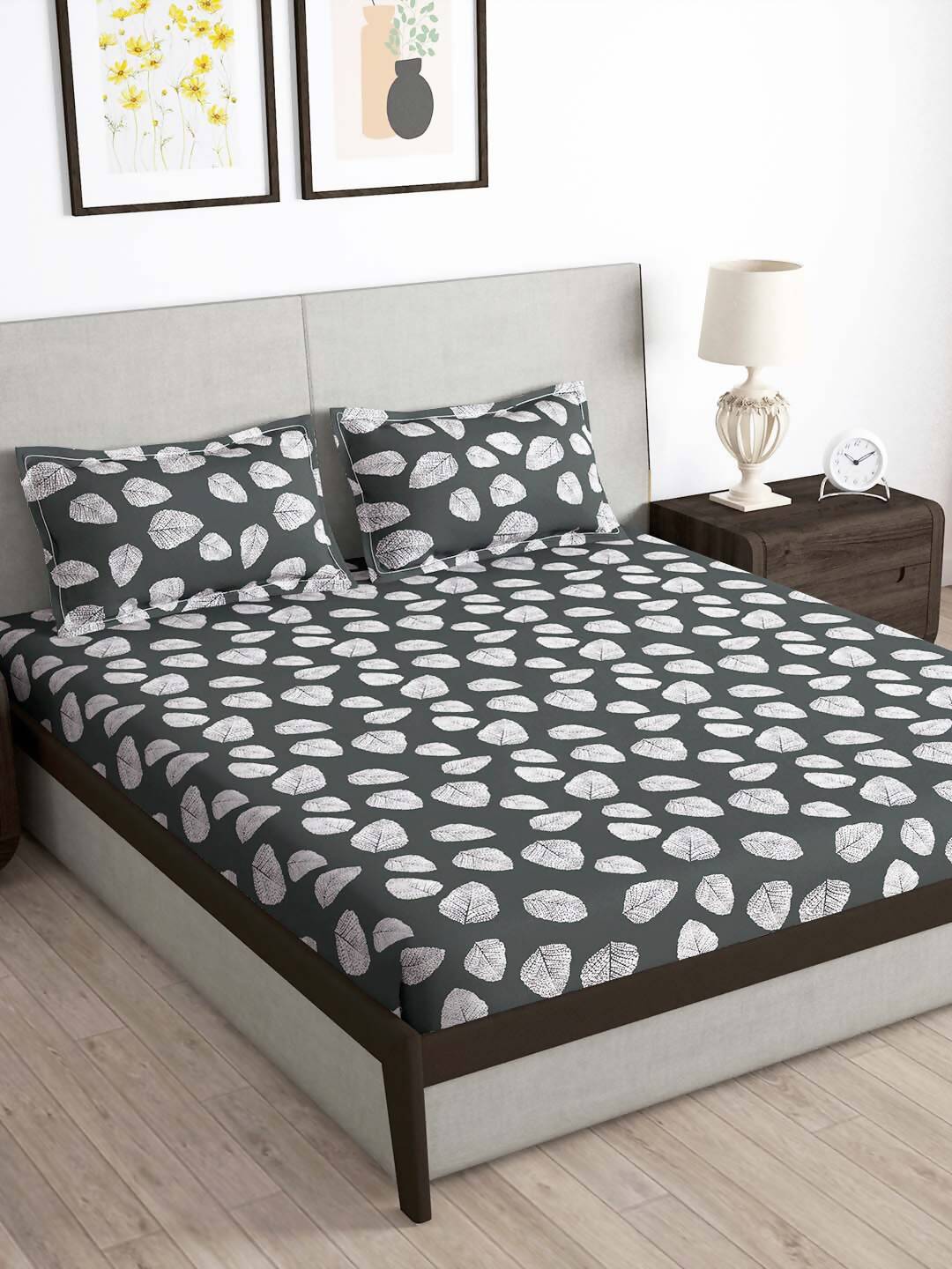 https://cdn.shopify.com/s/files/1/1857/6931/products/XWy1YeAzvu.jpg?v=1703165740