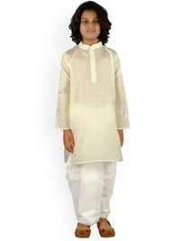 https://cdn.shopify.com/s/files/1/1857/6931/products/af937075-5874-46ab-8d3c-eb26b2d6b0fe1654753210410SethukrishnaBoysCream-ColouredEmbroideredAngrakhaKurtawithSa1.jpg?v=1661578278
