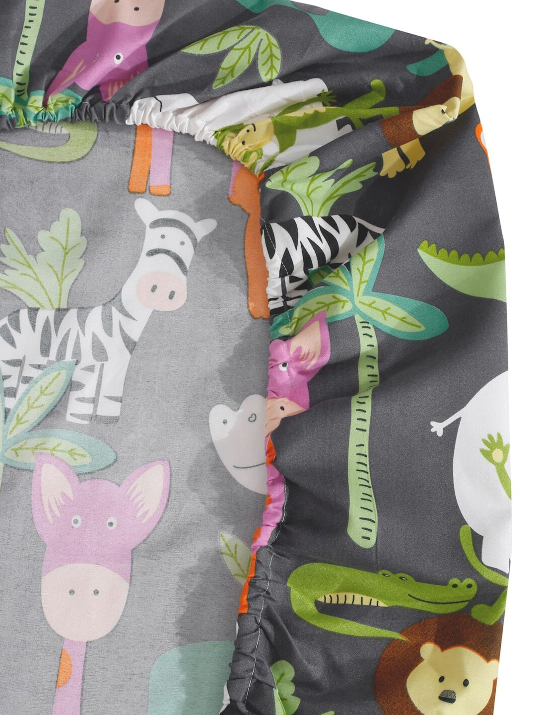 https://cdn.shopify.com/s/files/1/1857/6931/products/b1a6b5df-0838-4138-857a-d572fe7ea50a1681204259253Bedsheets4.jpg?v=1703220652