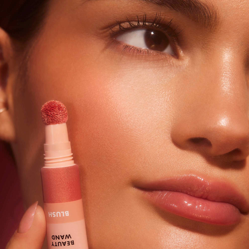 Image 14 of e.l.f. Cosmetics Halo Glow Blush Beauty Wand
