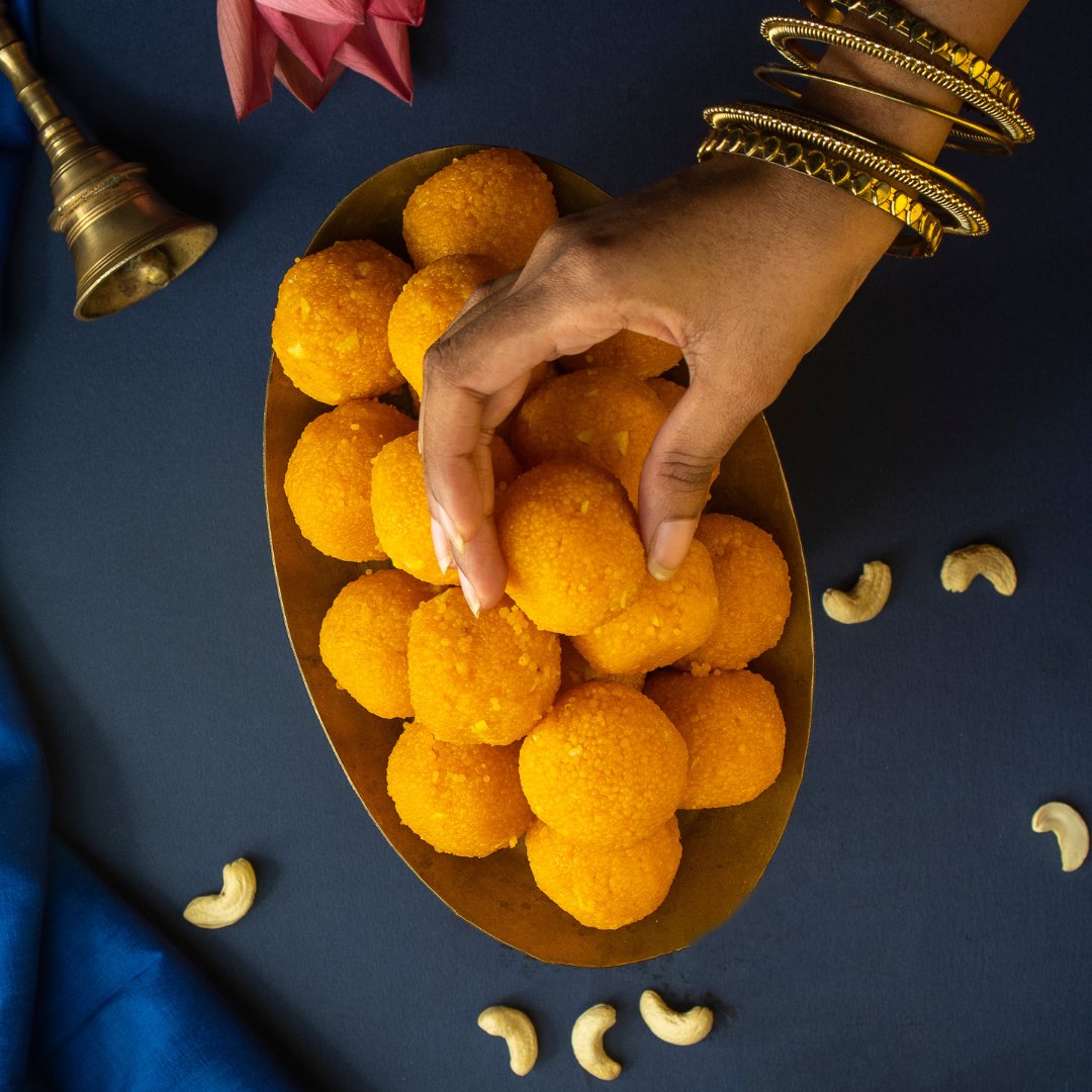 https://cdn.shopify.com/s/files/1/1857/6931/files/boondhi-ladoo-627887.jpg?v=1762169457