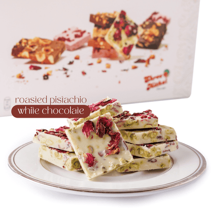 https://cdn.shopify.com/s/files/1/1857/6931/files/chocolate-gourmet-box-2924404.png?v=1762169017